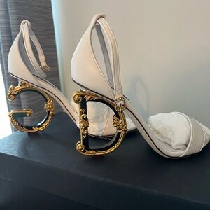 Authentic DG SÁNDALO NAPA DEVOTION